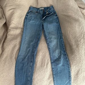 Madewell the perfect vintage jean size 24T